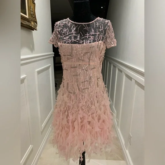 oscar de la renta beaded dress 2005 Oscar de la Renta Navy Beaded Sheer-Tulle Hourglass Feather Mermaid  Gown main image 0